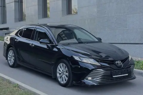 Toyota Camry 70 2018
