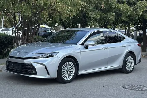 Toyota Camry 80 2026